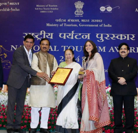 Outshining the Travel Industry yet again !