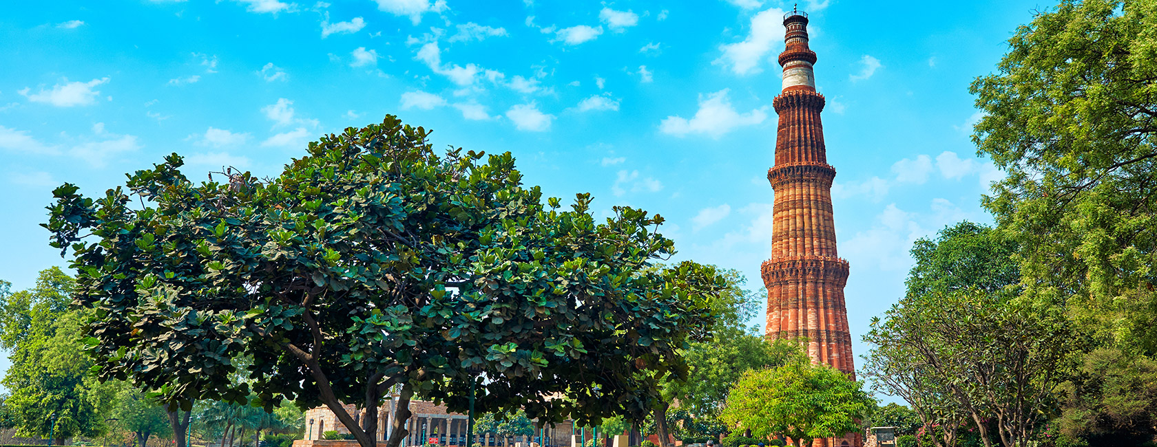 Qutub Minar Delhi Tour - GeTS Holidays