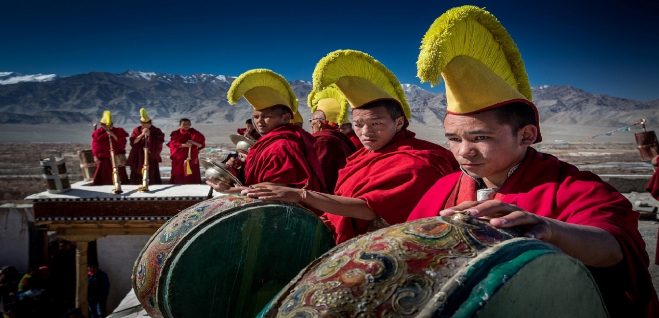 Kashmir and Ladakh Extravaganza with Hemis Festival