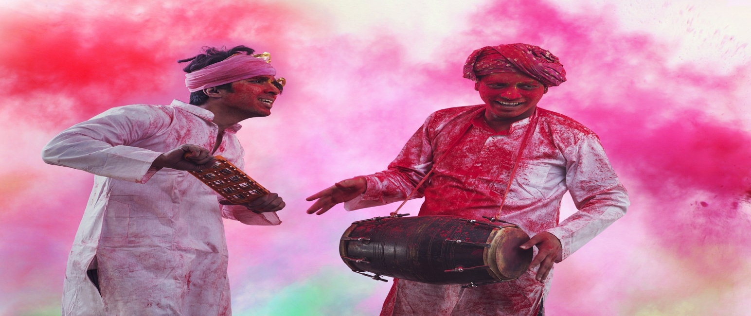 Golden Triangle with Varanasi and Holi in Jaipur