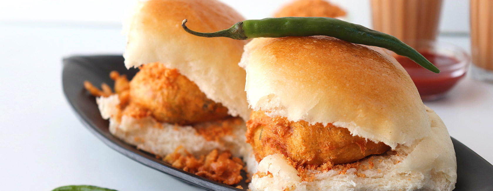 Half Day Gateway of India and Elephanta Caves Tour