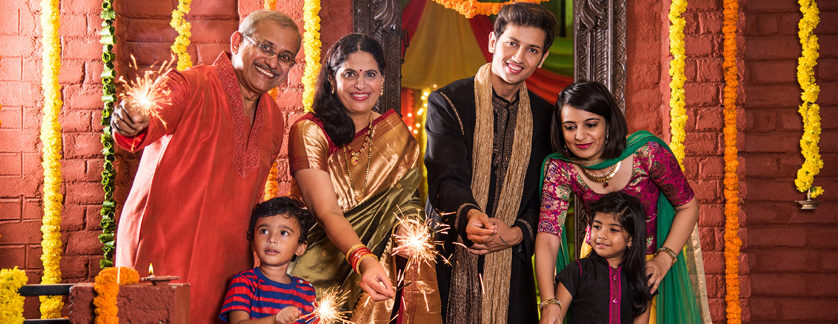 Diwali &ndash; Festival of Lights with an Indian Family